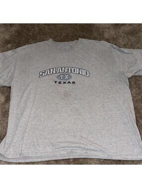 Vtg San Antonio Texas grey t-shirt #texas #vibtage #y2k # streetwear #texas